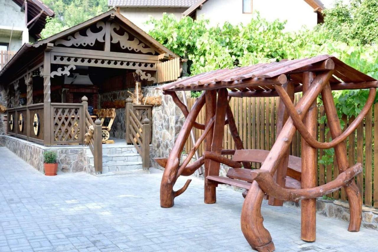 Casuta De Poveste Târgu Neamţ Bagian luar foto