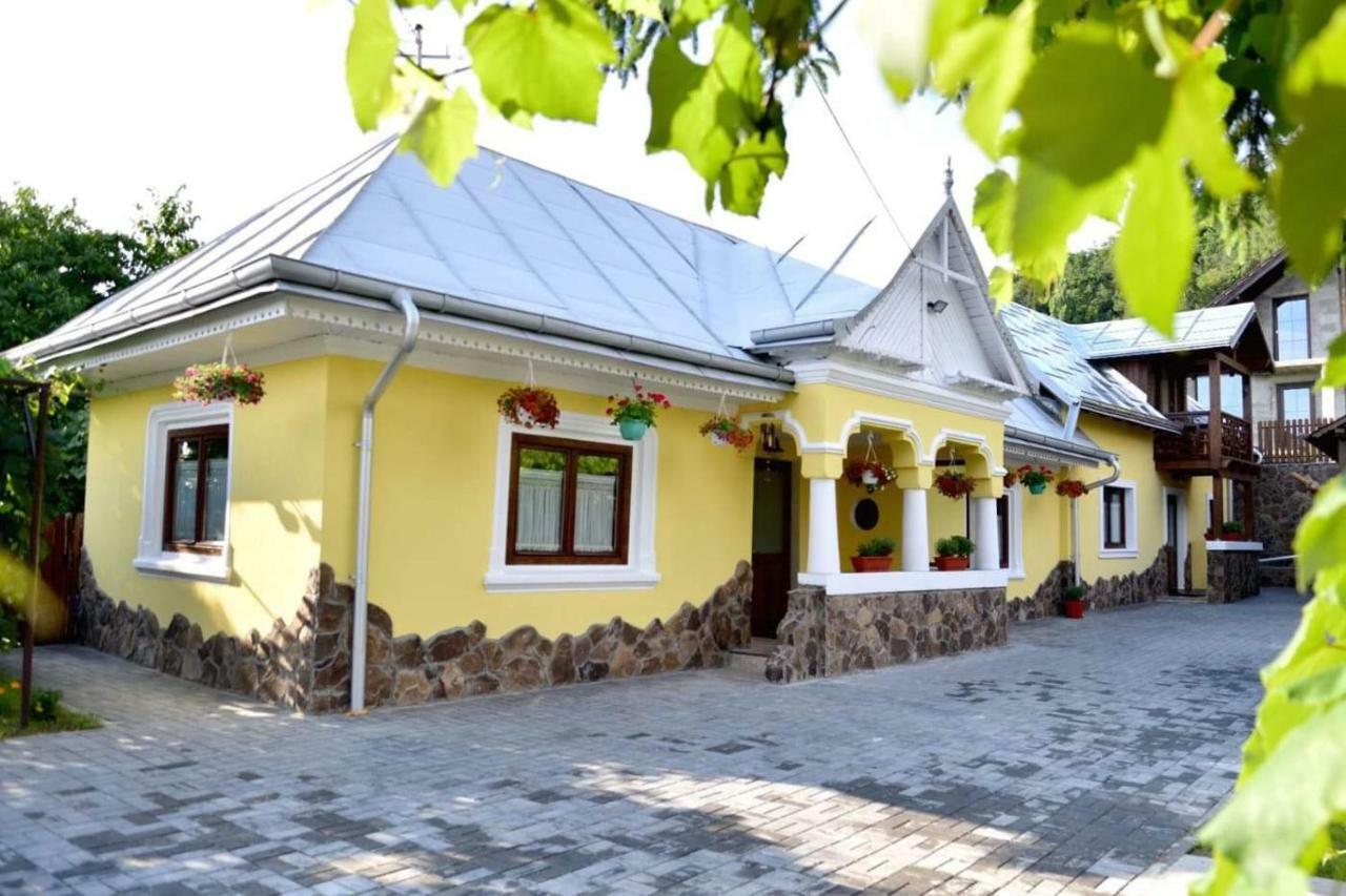 Casuta De Poveste Târgu Neamţ Bagian luar foto